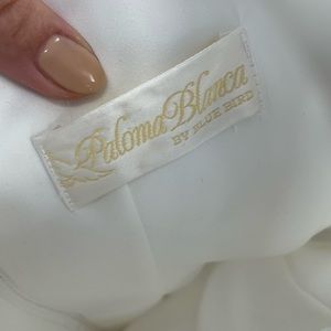 Barely used beautiful Paloma Blanca wedding dress